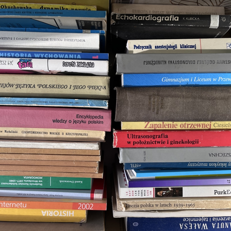 Kiermasz Wyczytanych Książek [3.10.2023] - fot 9